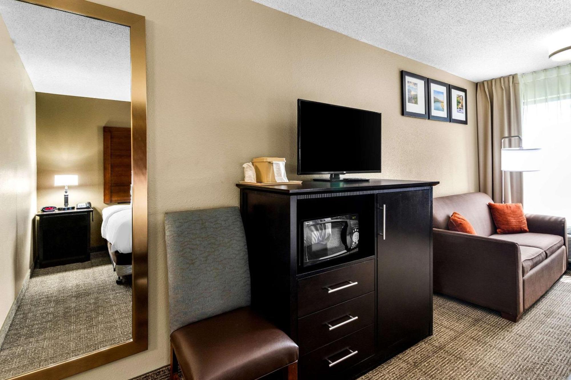 Comfort Inn Evansville East Exterior photo
