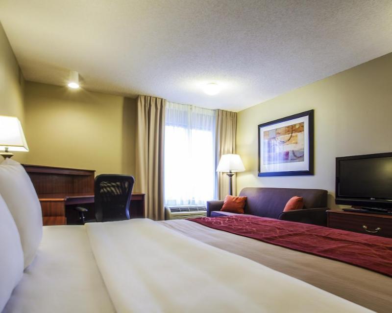Comfort Inn Evansville East Exterior photo